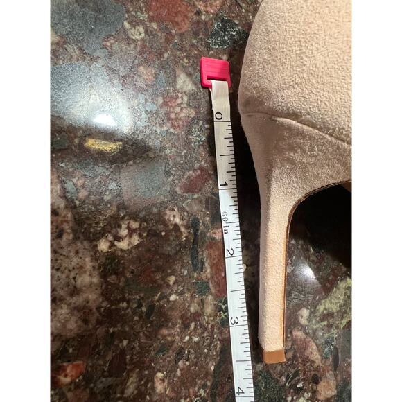 Manolo Blahnik Nude Suede Heels - Picture 9 of 14